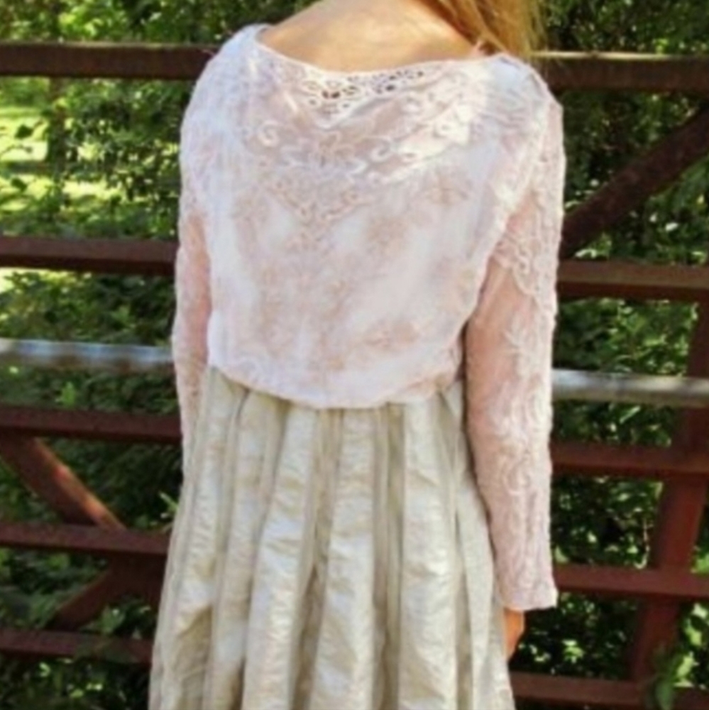Gray Lace Empire Waist Dress - Picture 14 of 16